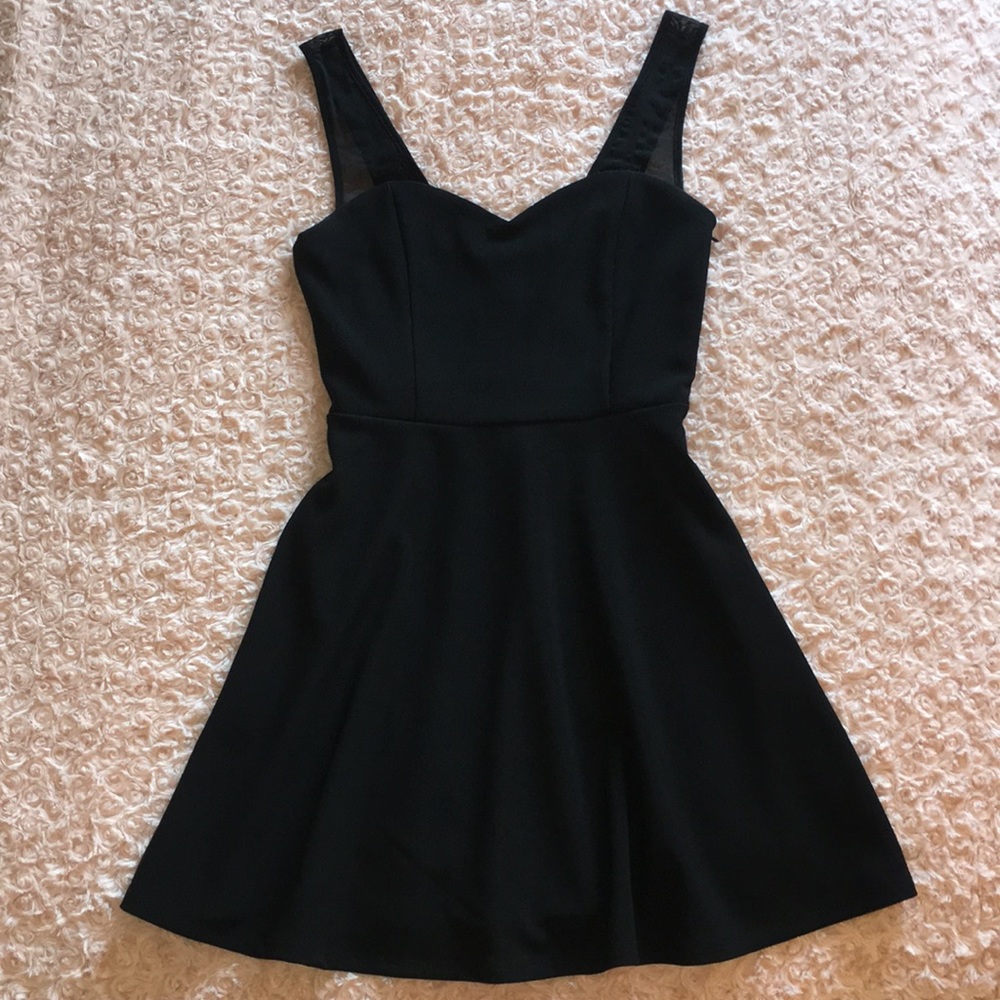 Forever 21 Black Sweetheart Dress